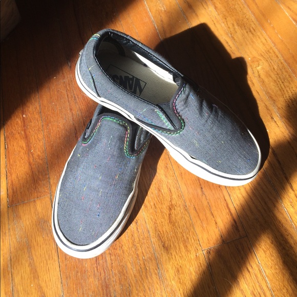 Vans Shoes - Vans sz5.5 Gray w colors shot throughout. Adorable
